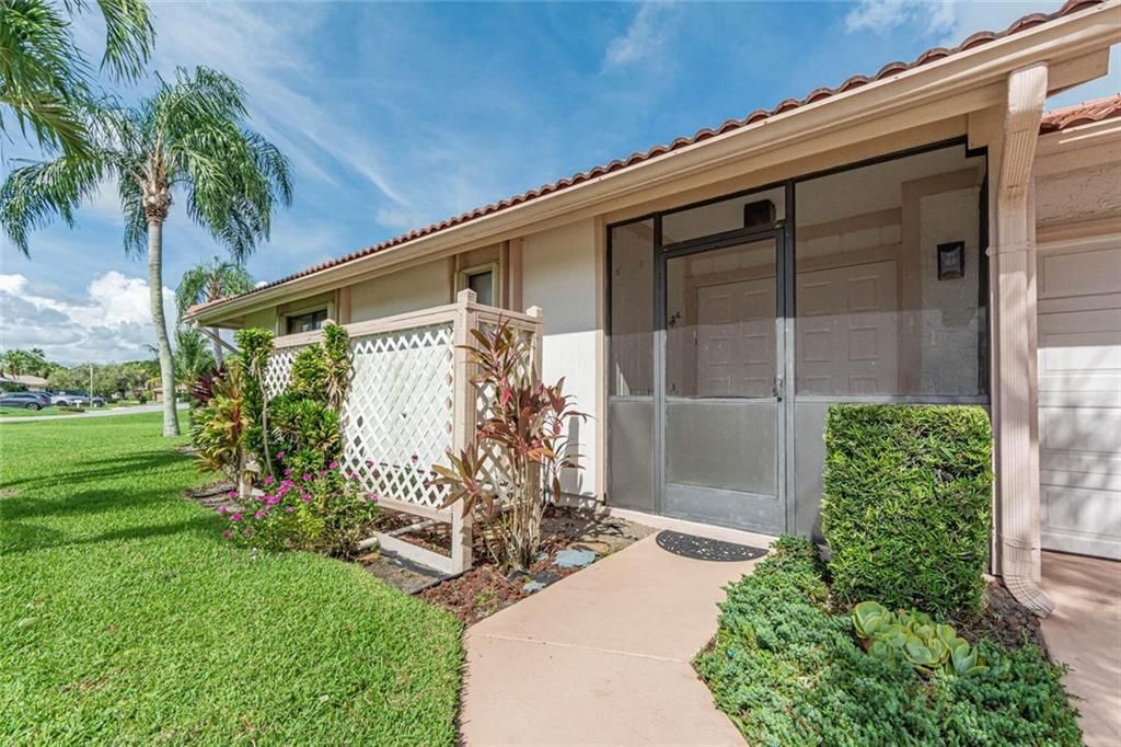 Photo of 13257 Touchstone Place, Palm Beach Gardens, FL 33418 (MLS # R11111553)