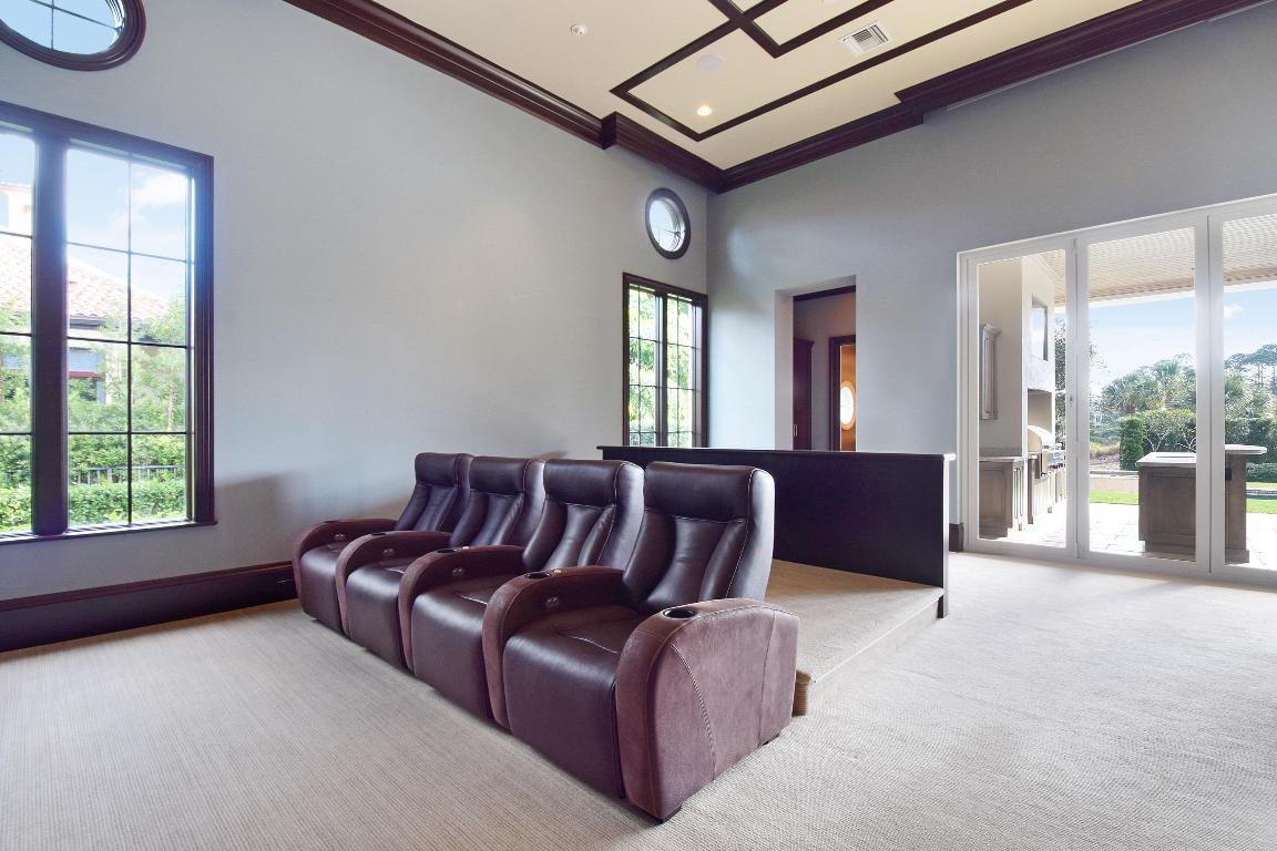 OLD PALM - Residential