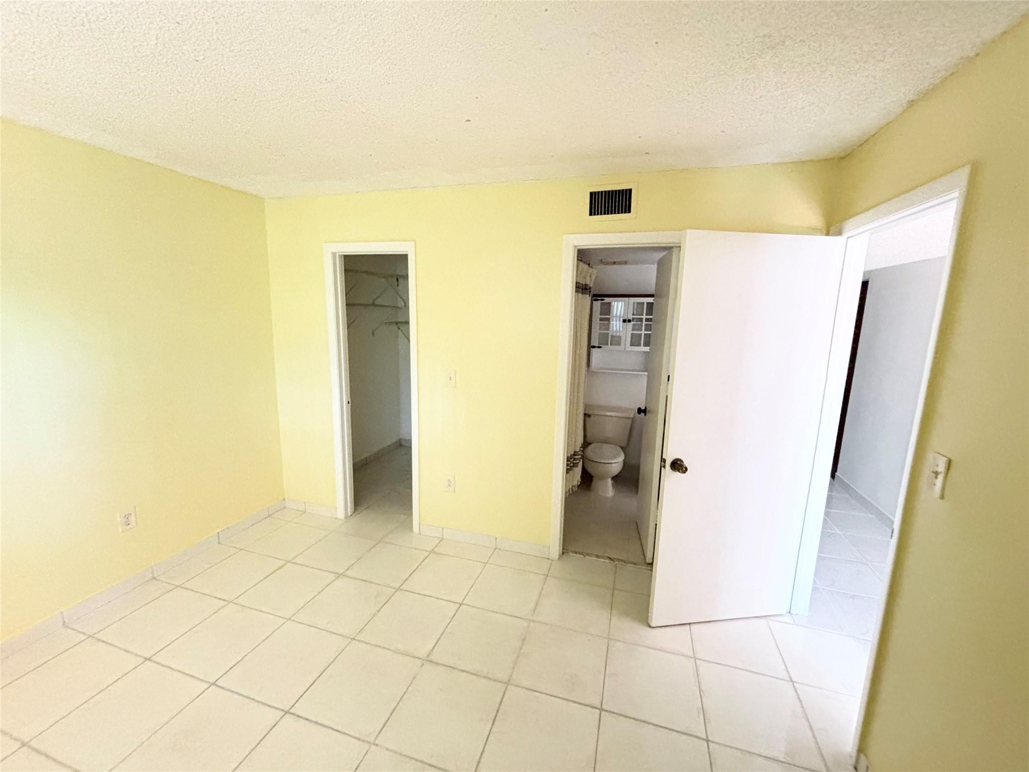 Plantation Forest Condo - Residential