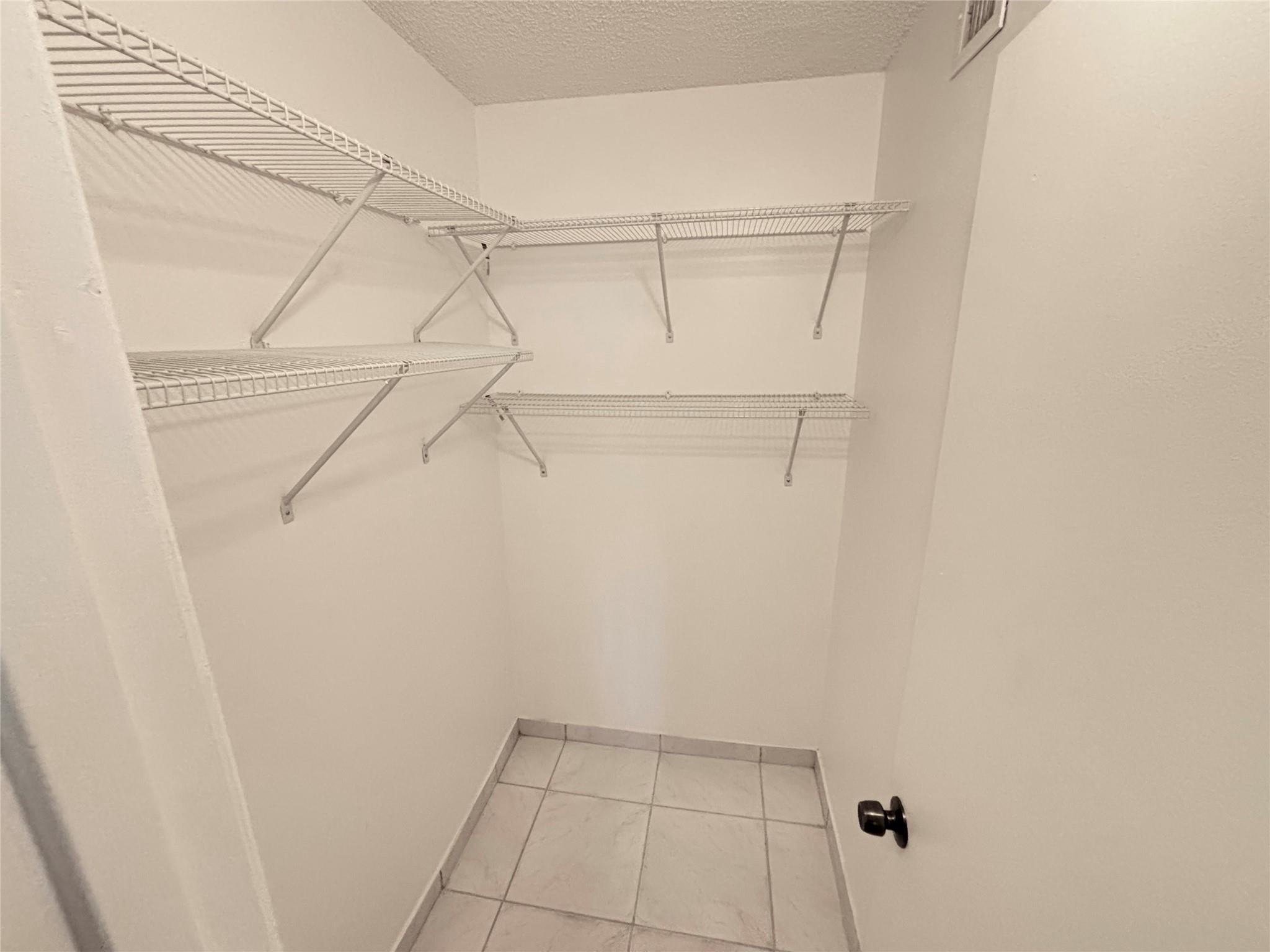 Plantation Forest Condo - Residential