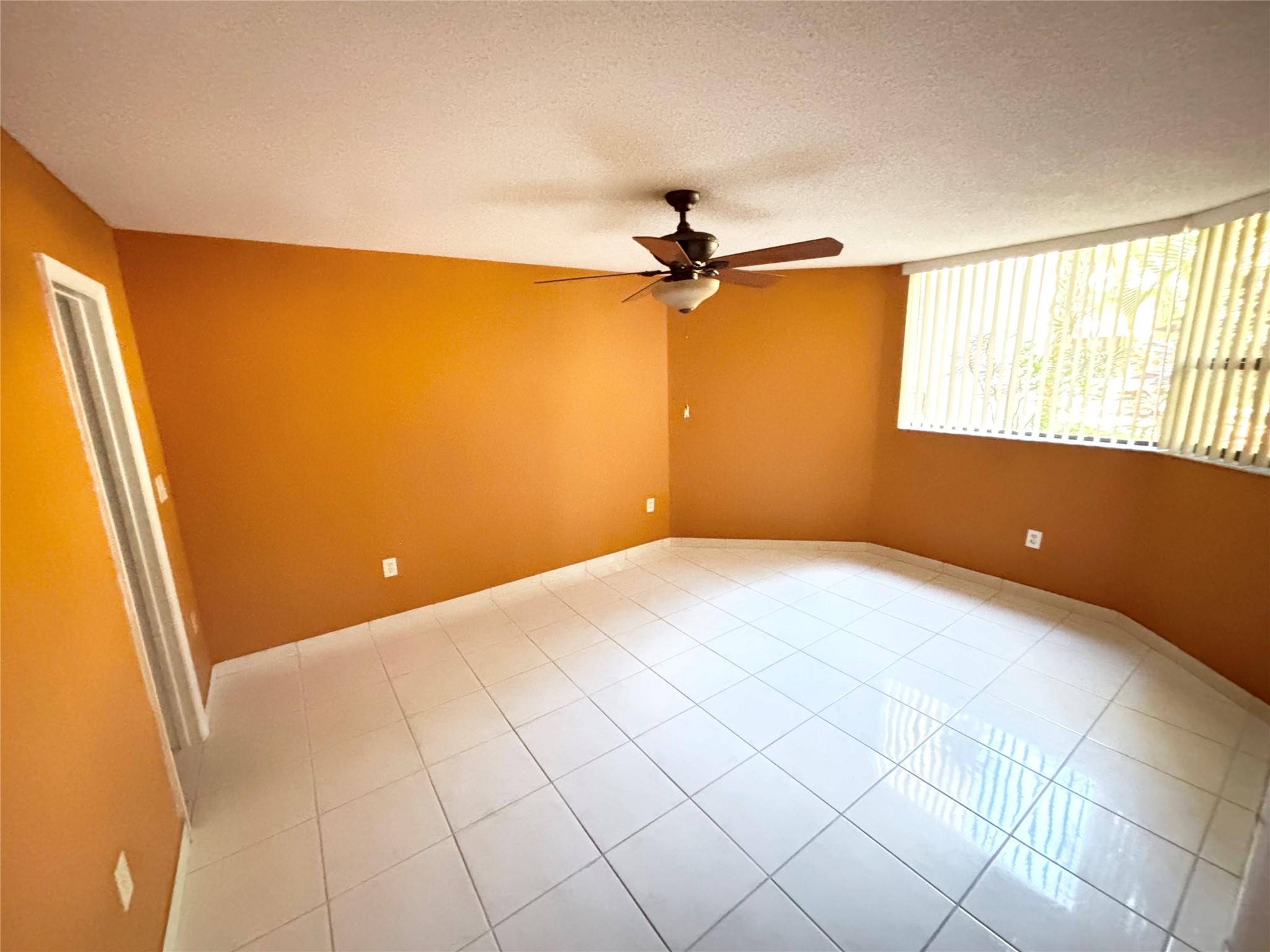 Plantation Forest Condo - Residential