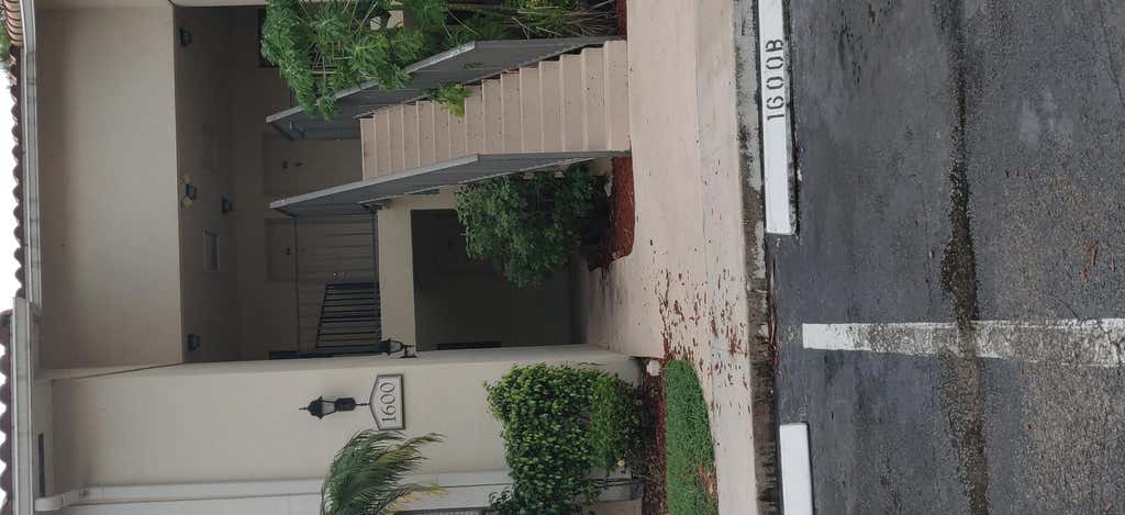 Photo of 1600 BALFOUR POINT Drive #F, West Palm Beach, FL 33411 (MLS # B26069183)