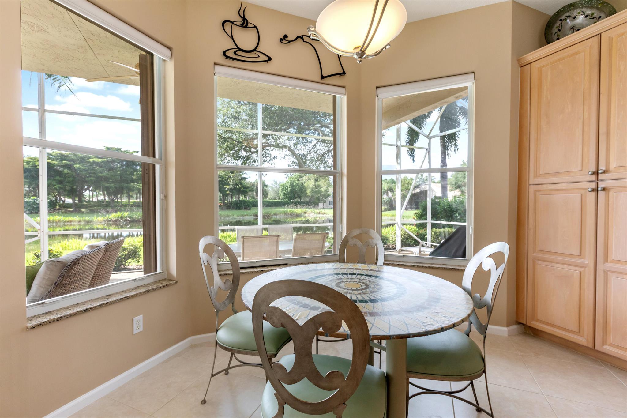 VALENCIA SHORES 1 - Residential