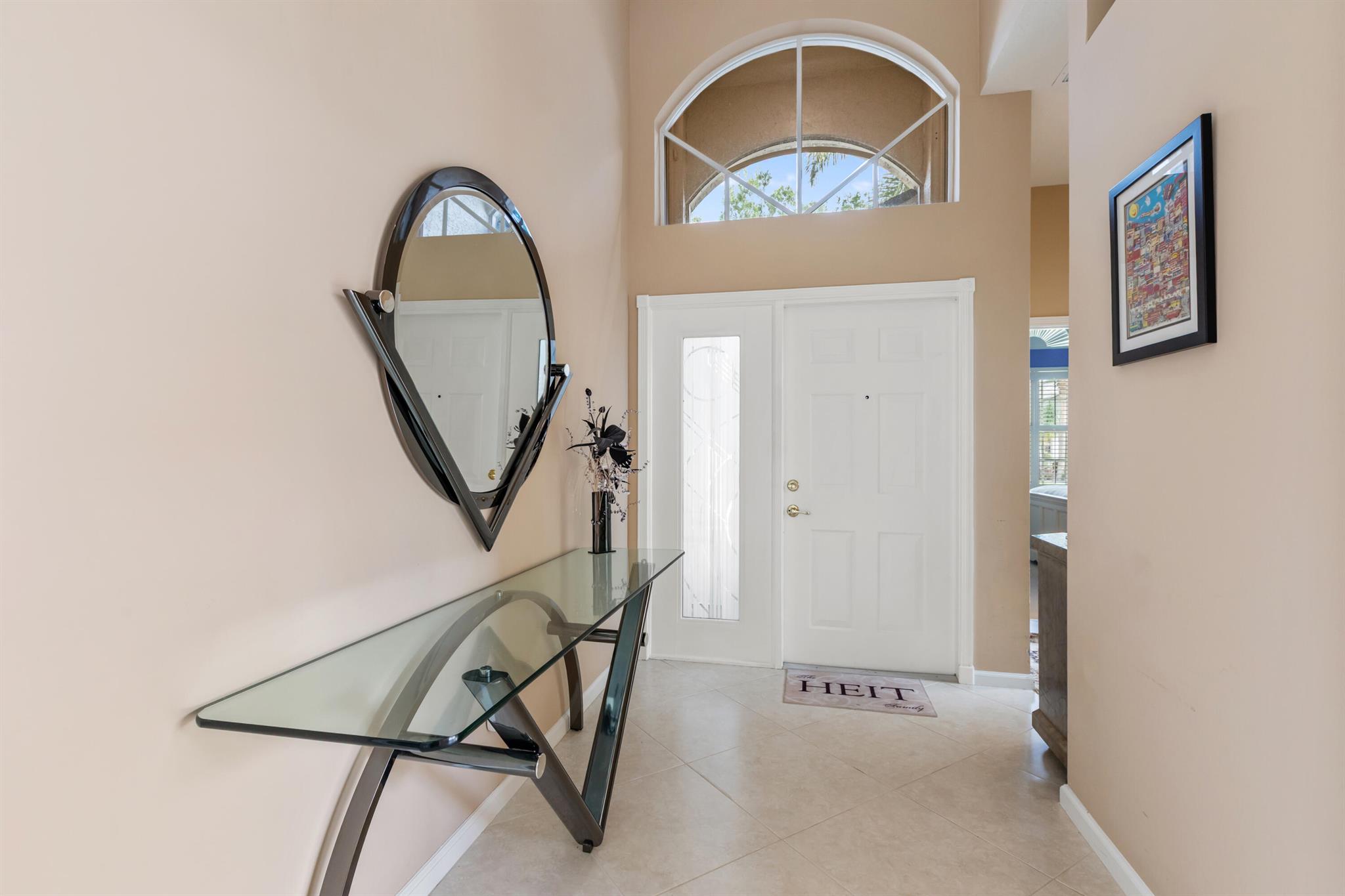 VALENCIA SHORES 1 - Residential