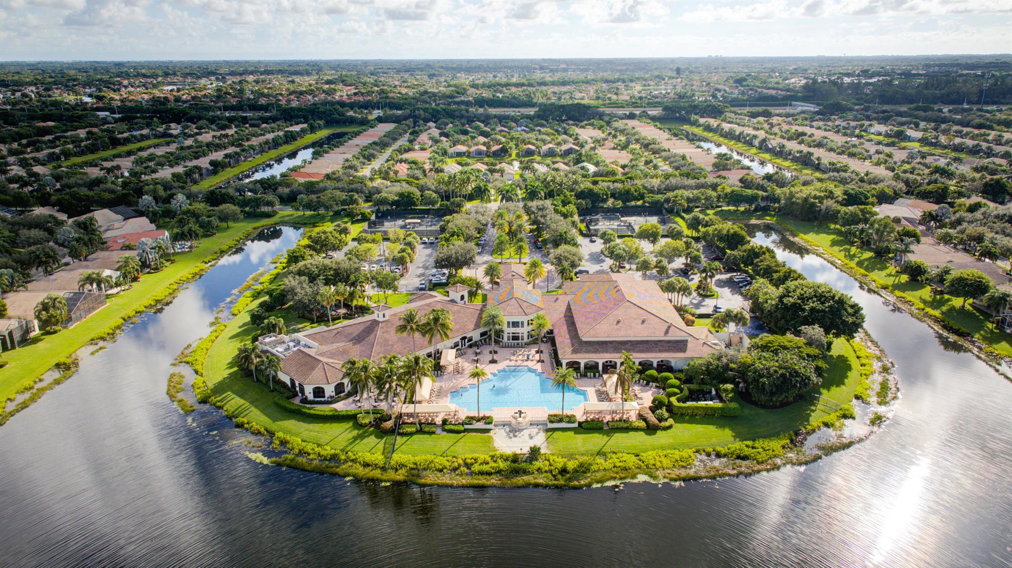 VALENCIA SHORES 1 - Residential