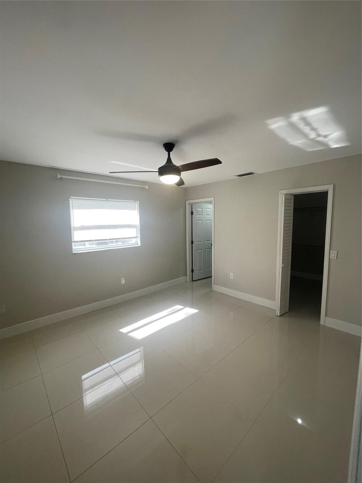 Sunrise Golf Village Sec - Residential Lease