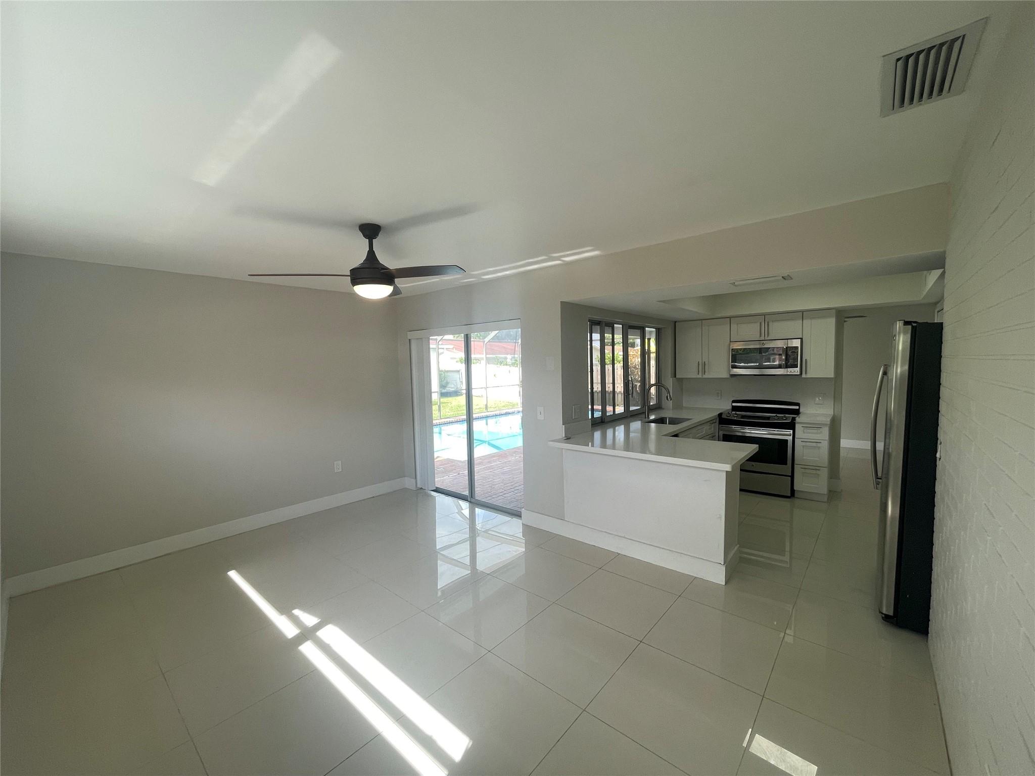 Sunrise Golf Village Sec - Residential Lease