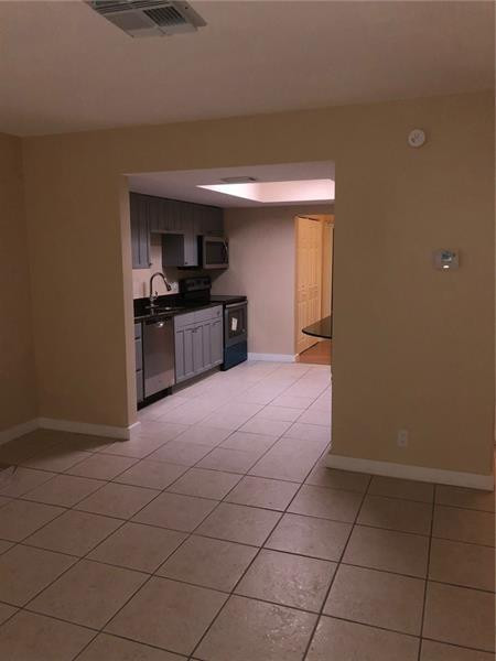 Oakland Park 2-38 B - Residential Income