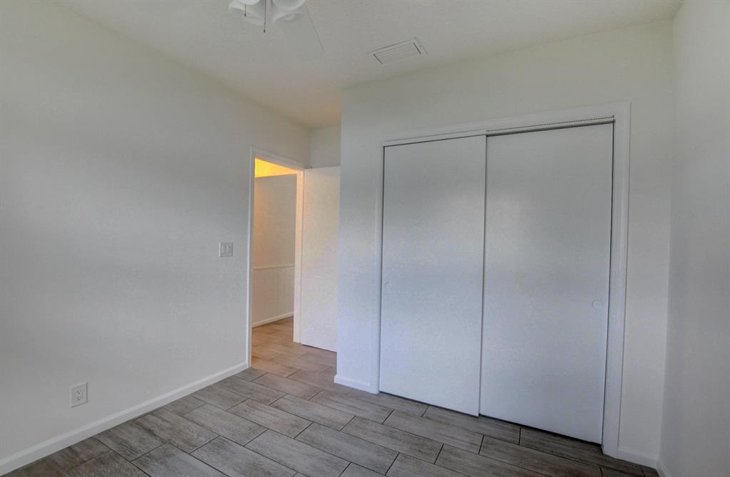 BOCA RATON SQUARE - Residential