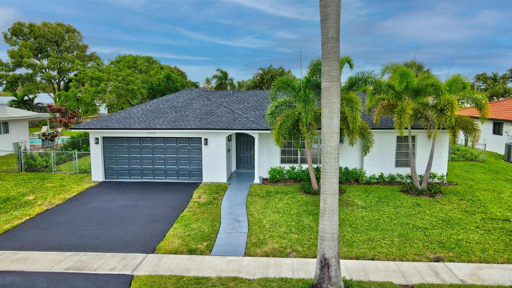 BOCA RATON SQUARE - Residential