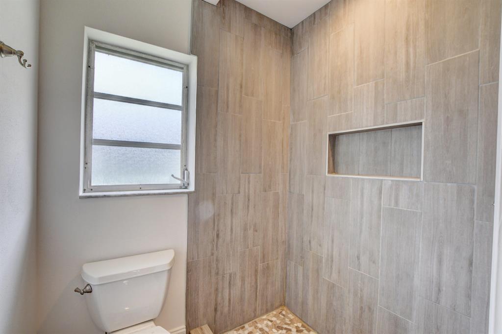 BOCA RATON SQUARE - Residential