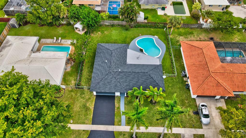 BOCA RATON SQUARE - Residential