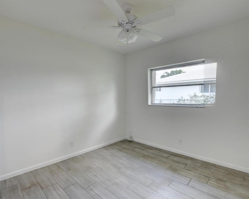 BOCA RATON SQUARE - Residential