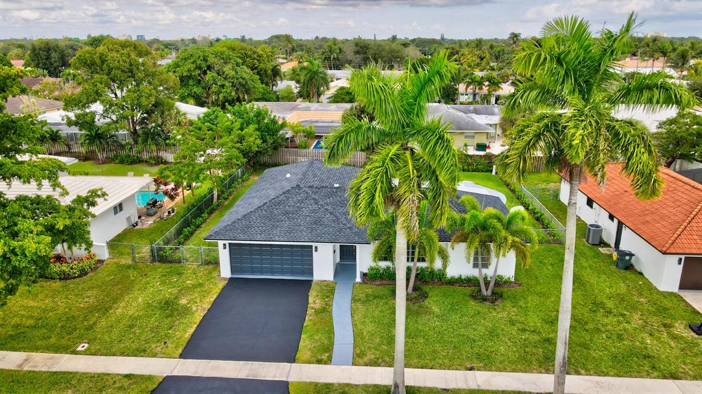 BOCA RATON SQUARE - Residential