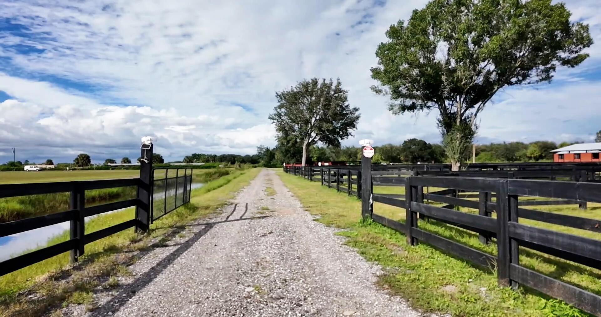 LOXAHACHEE - Residential Lease