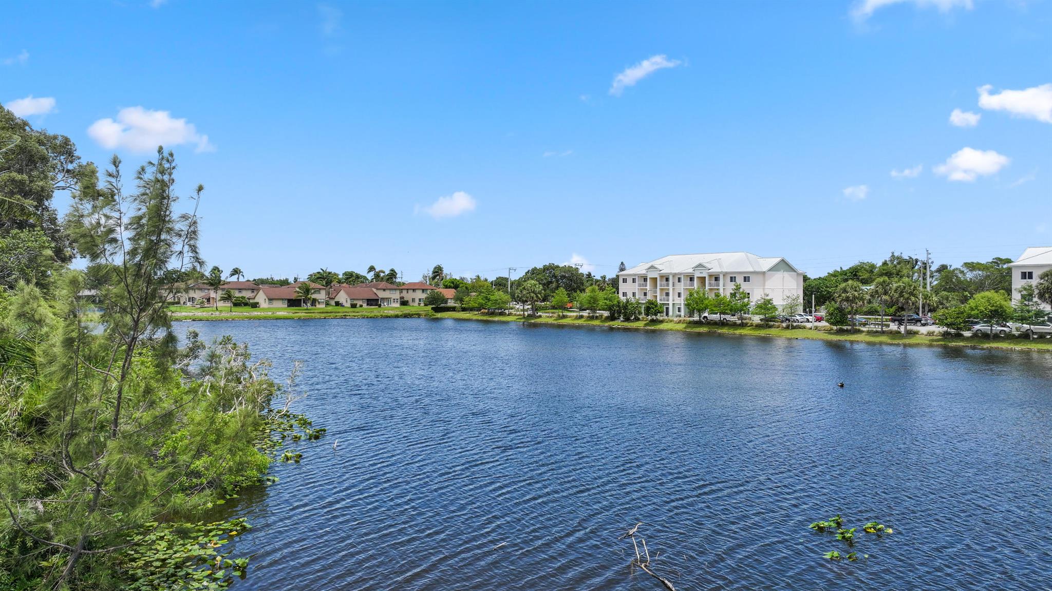 ALROSA PARK - Commercial Sale