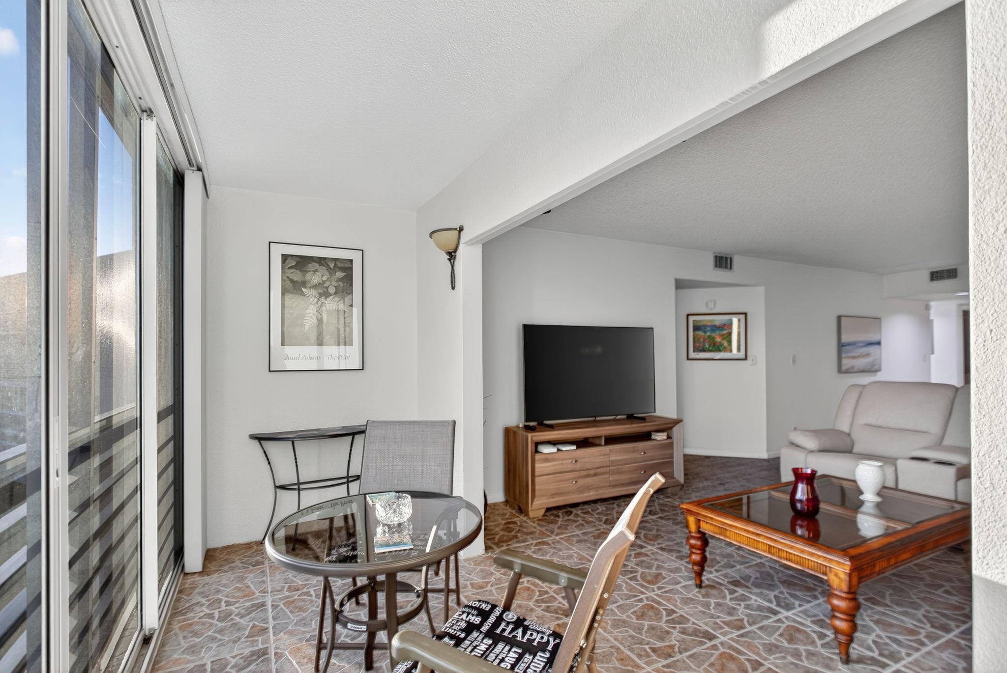 WYNMOOR GOLF VILLage - Residential