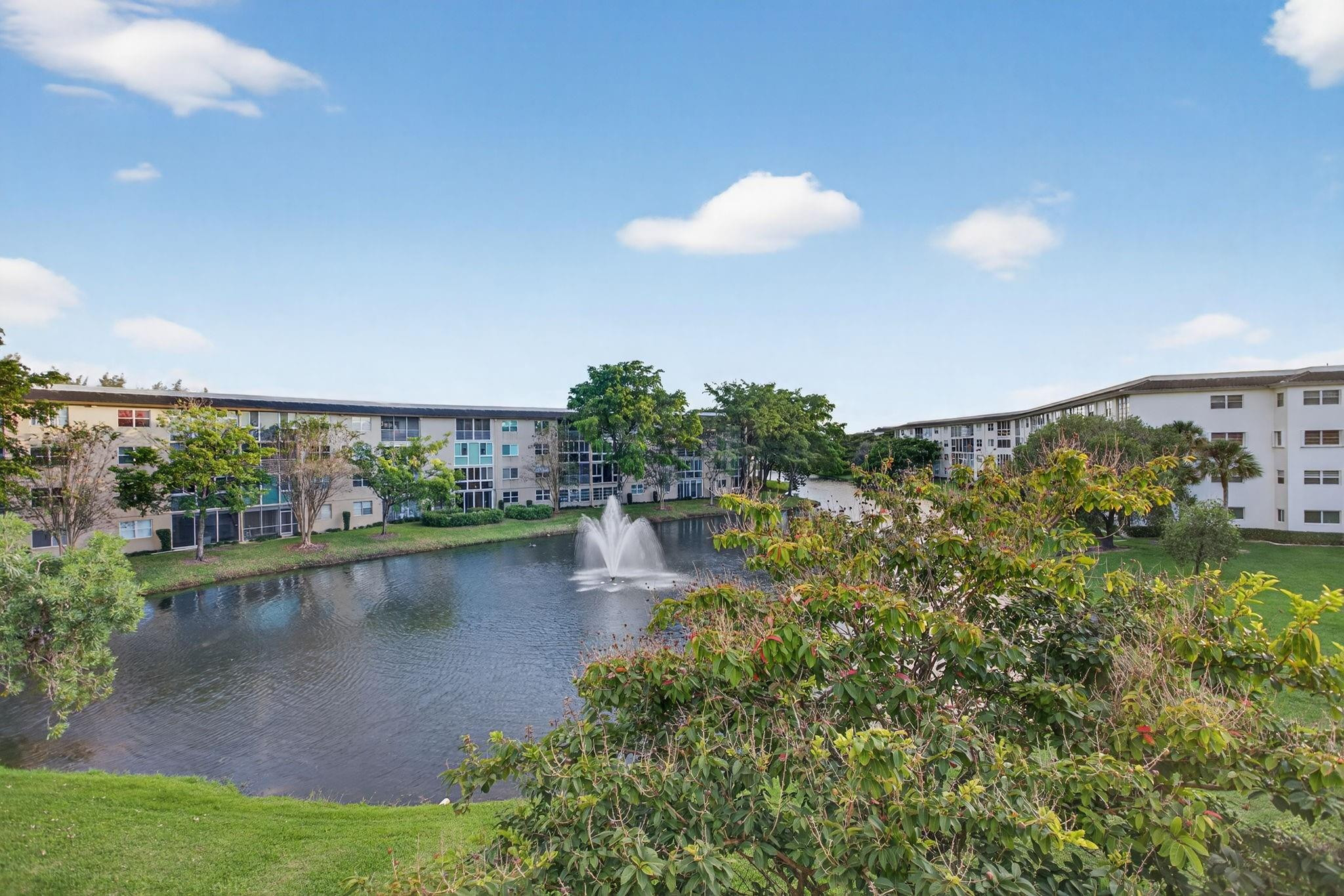 WYNMOOR GOLF VILLage - Residential