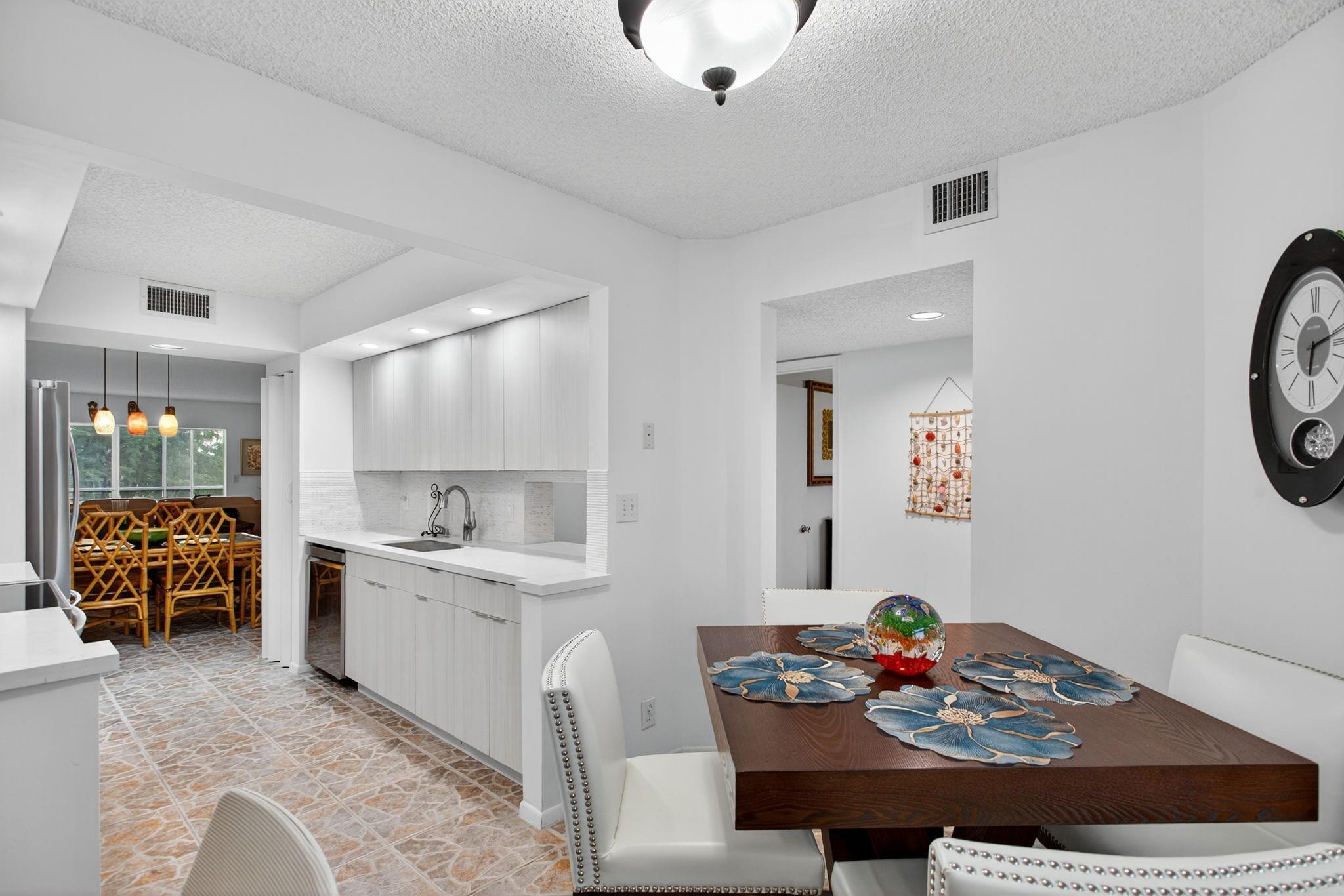 WYNMOOR GOLF VILLage - Residential