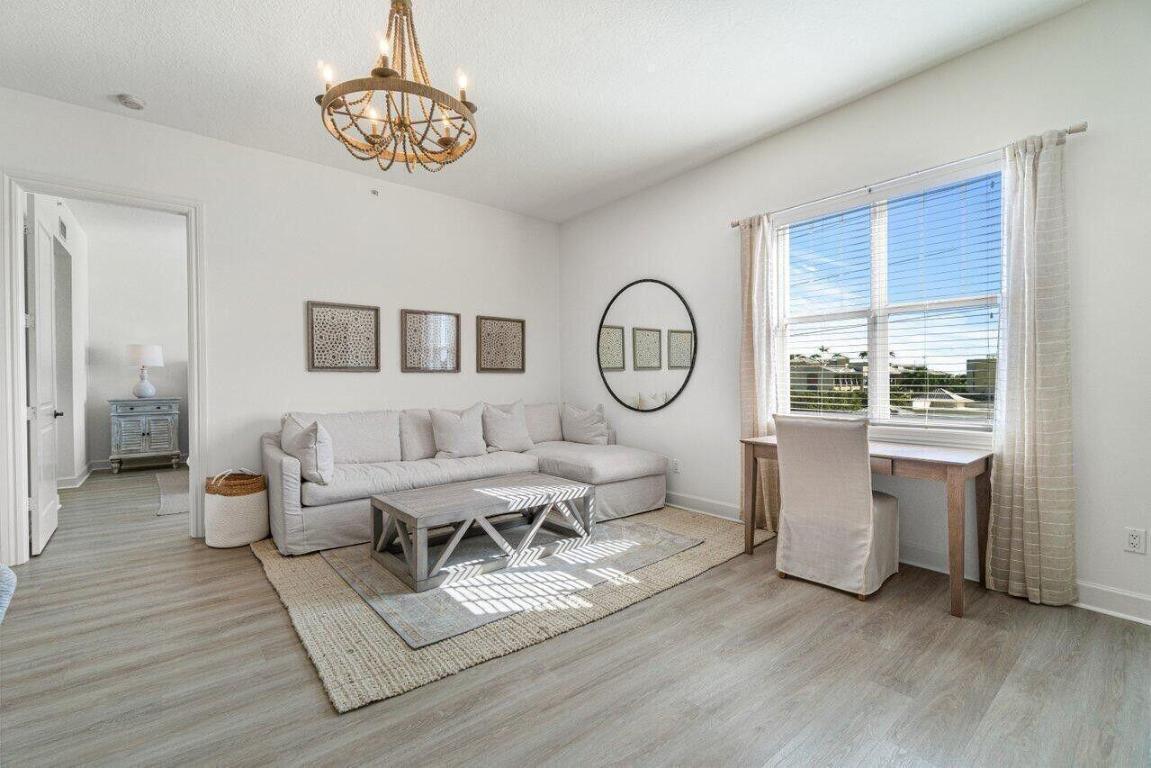 200 NE 2nd Avenue 401