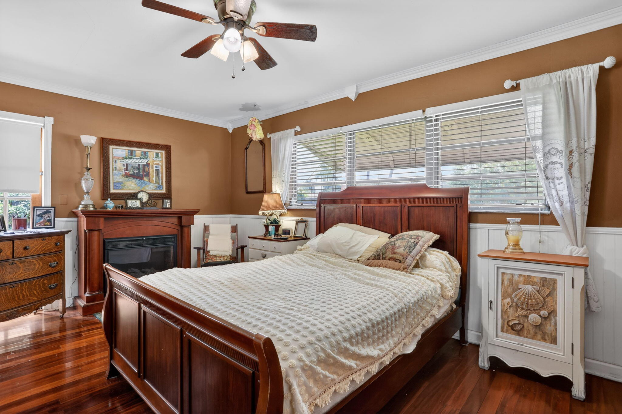 HILLSBORO ESTATES - Residential