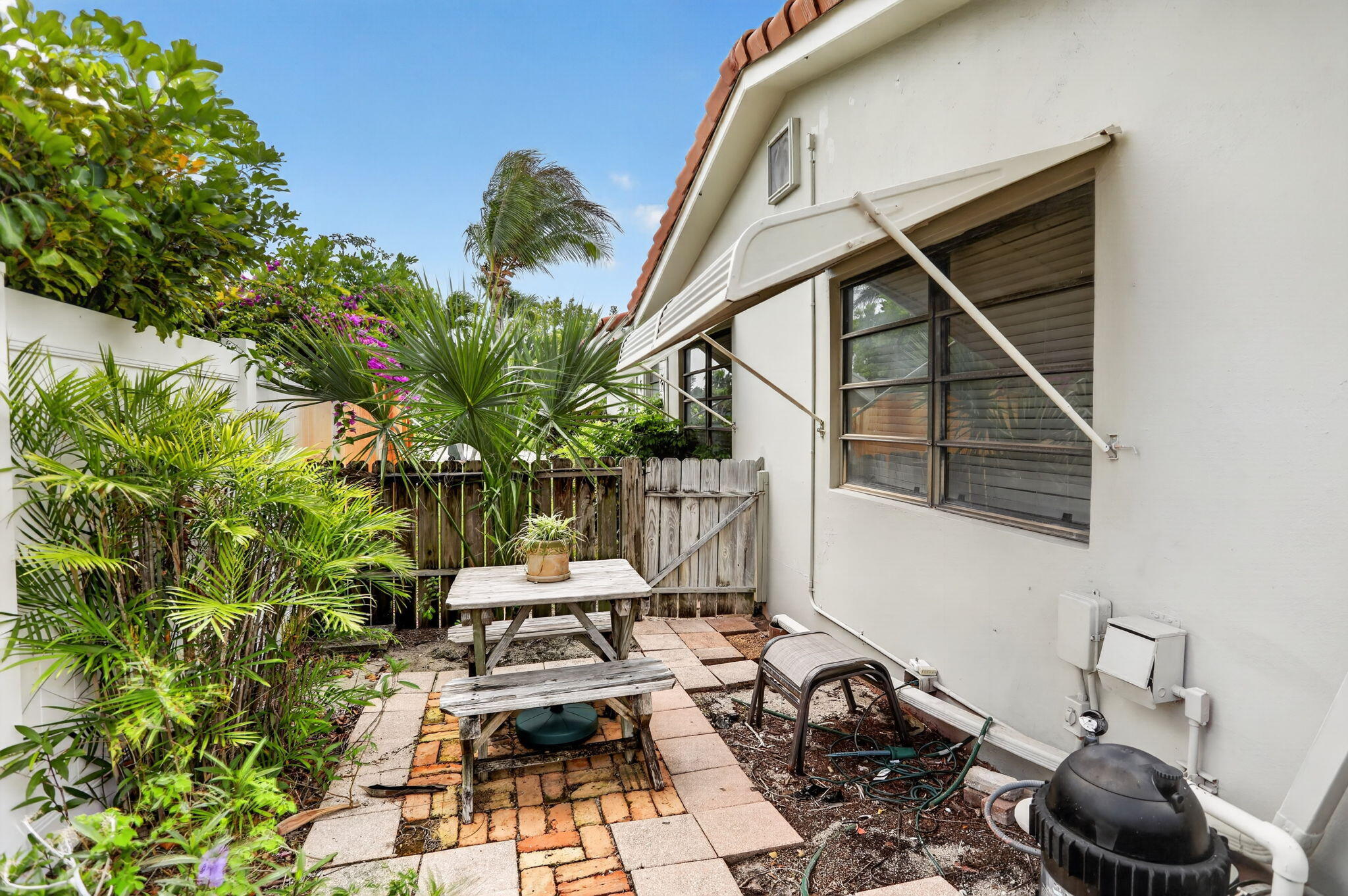 HILLSBORO ESTATES - Residential