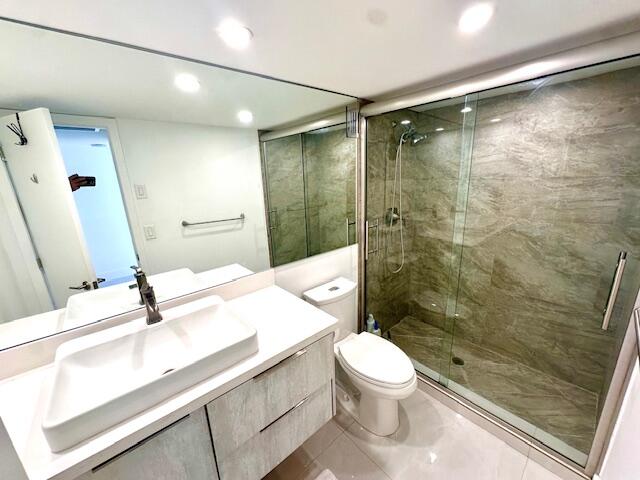 VENETIAN CONDO - Residential