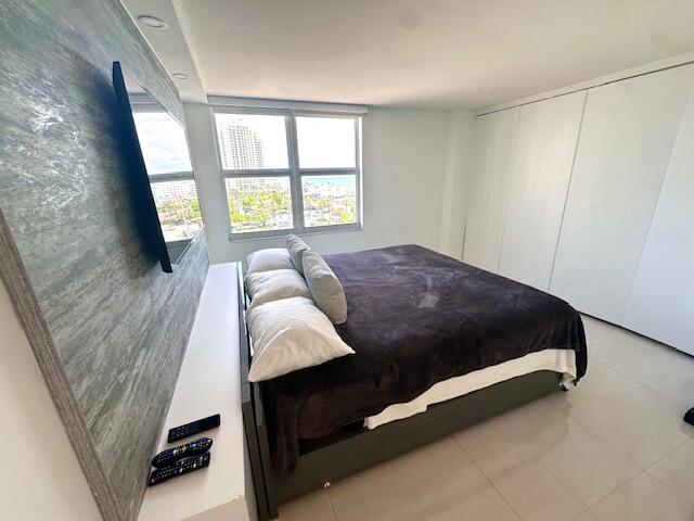 VENETIAN CONDO - Residential