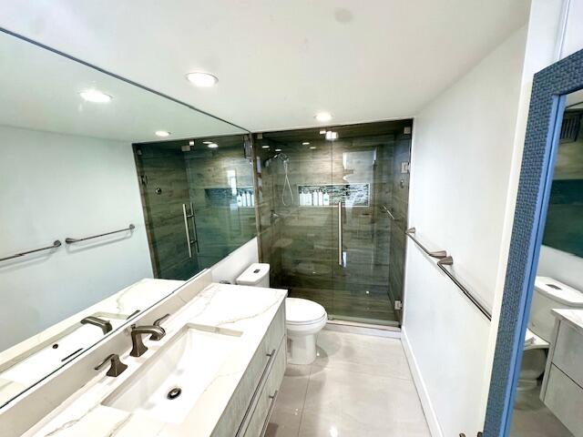 VENETIAN CONDO - Residential