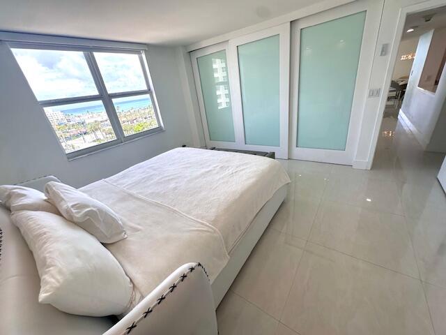 VENETIAN CONDO - Residential