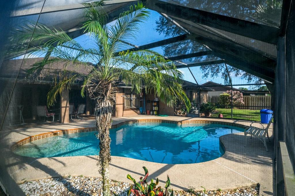 EASTWOOD OF WELLINGTON 3 - Residential