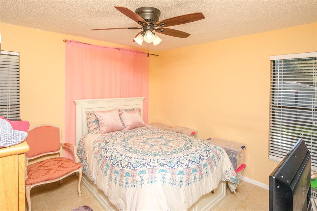 EASTWOOD OF WELLINGTON 3 - Residential