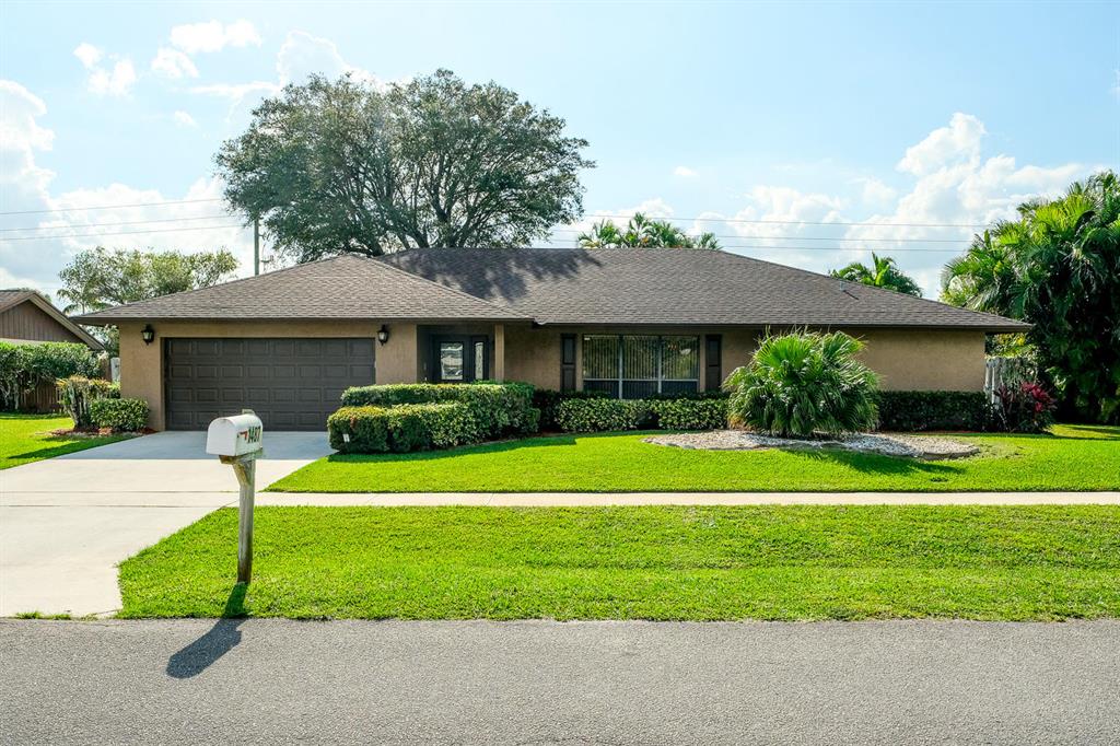 EASTWOOD OF WELLINGTON 3 - Residential