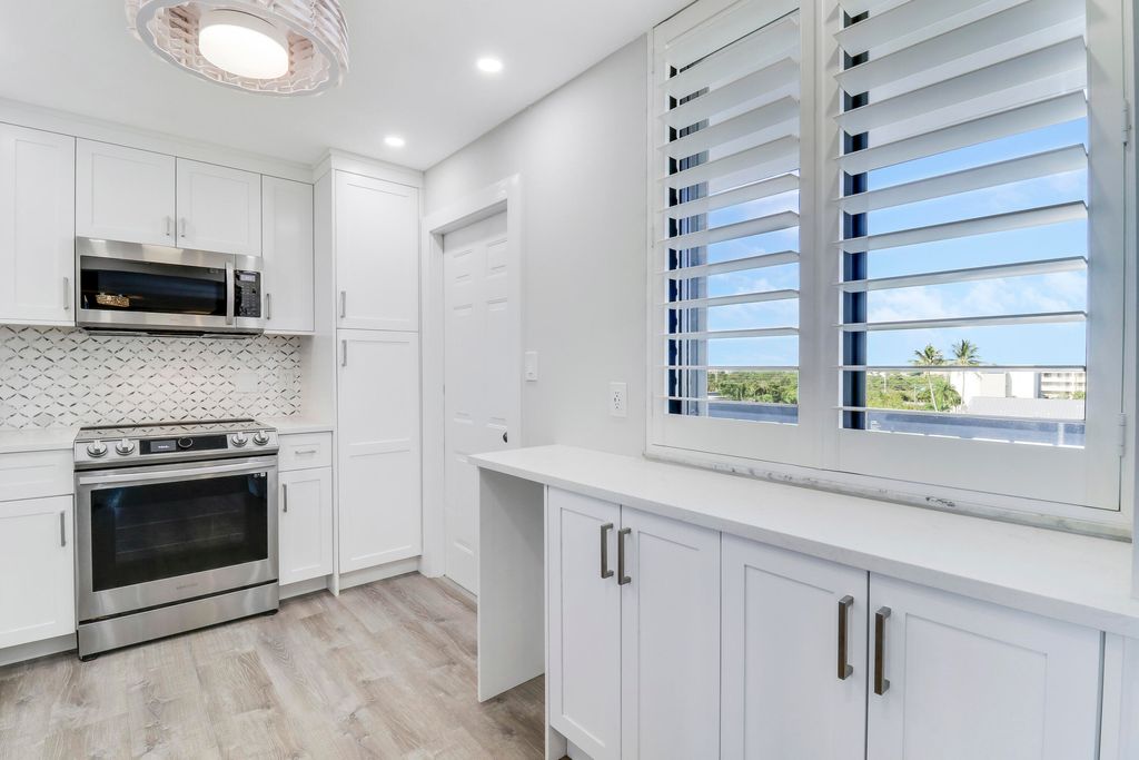 Photo of 1605 S Us Highway 1 #604m3, Jupiter, FL 33477 (MLS # R11042597)