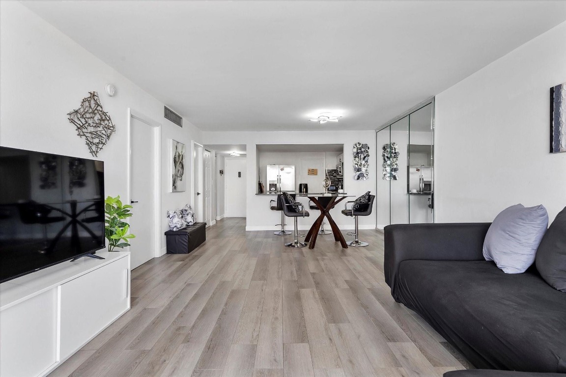 427 Golden Isles Drive 16H