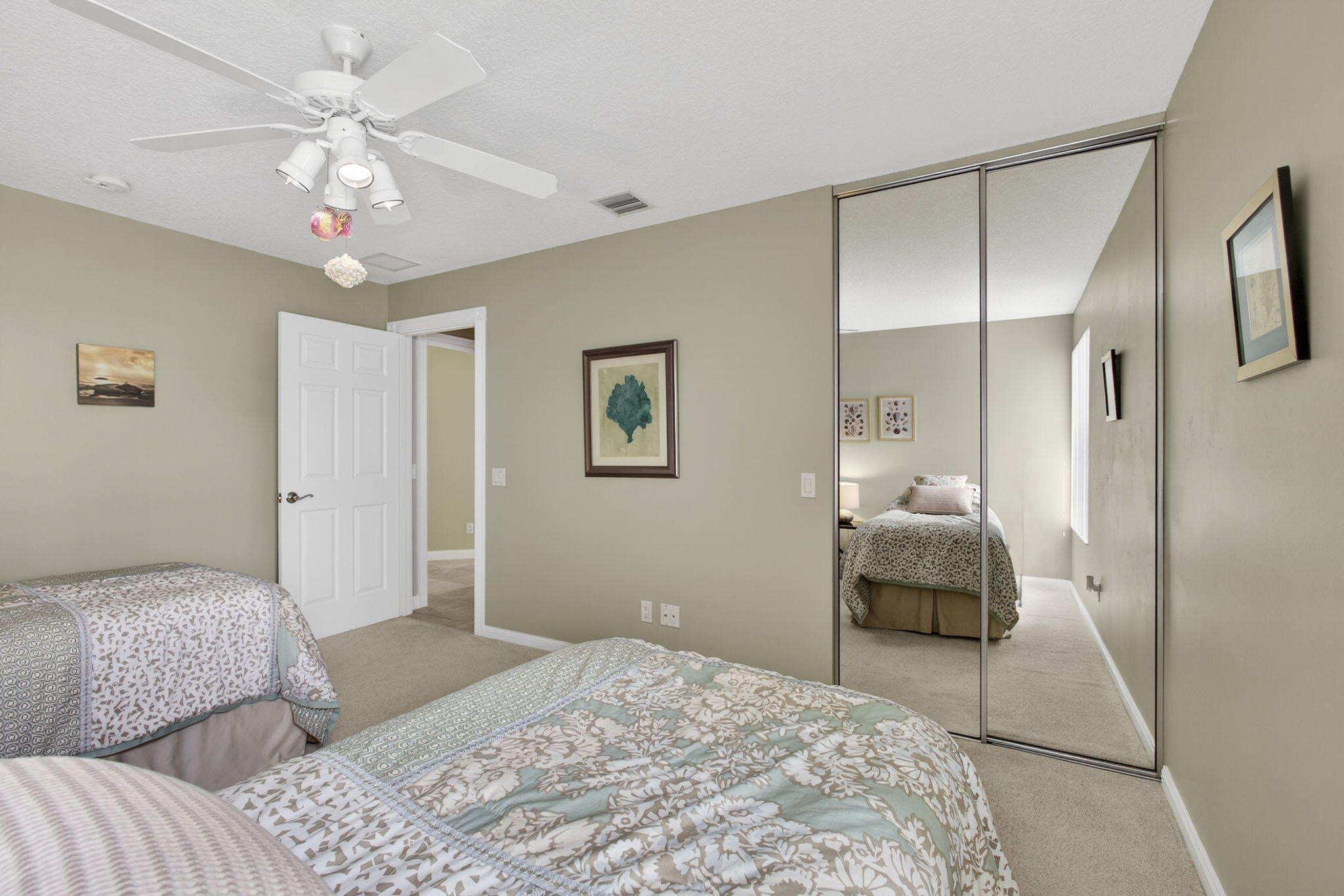 VILLAGEWALK OF WELLINGTON 5 - Residential Lease