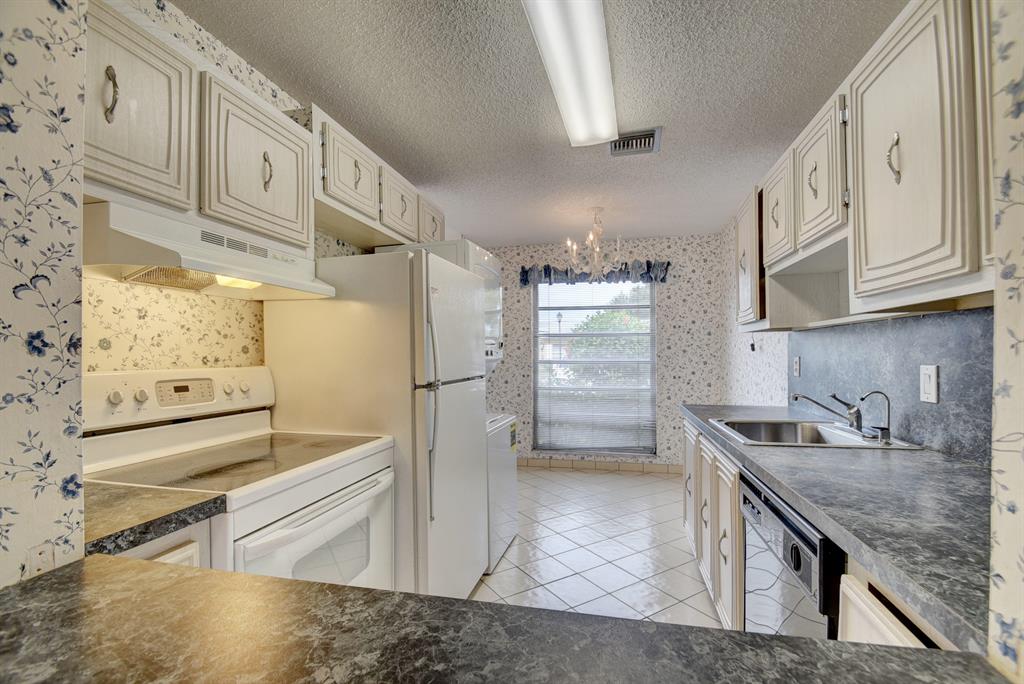 Palm Greens at Villa Del ray - Residential