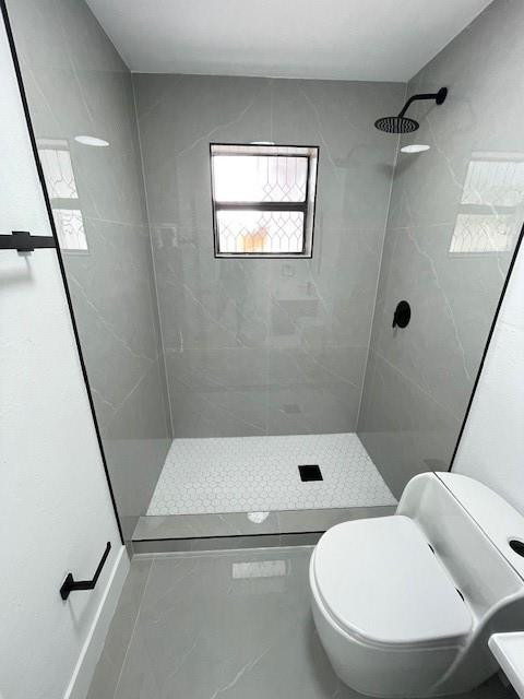 LAUDERDALE MANORS - Residential Lease