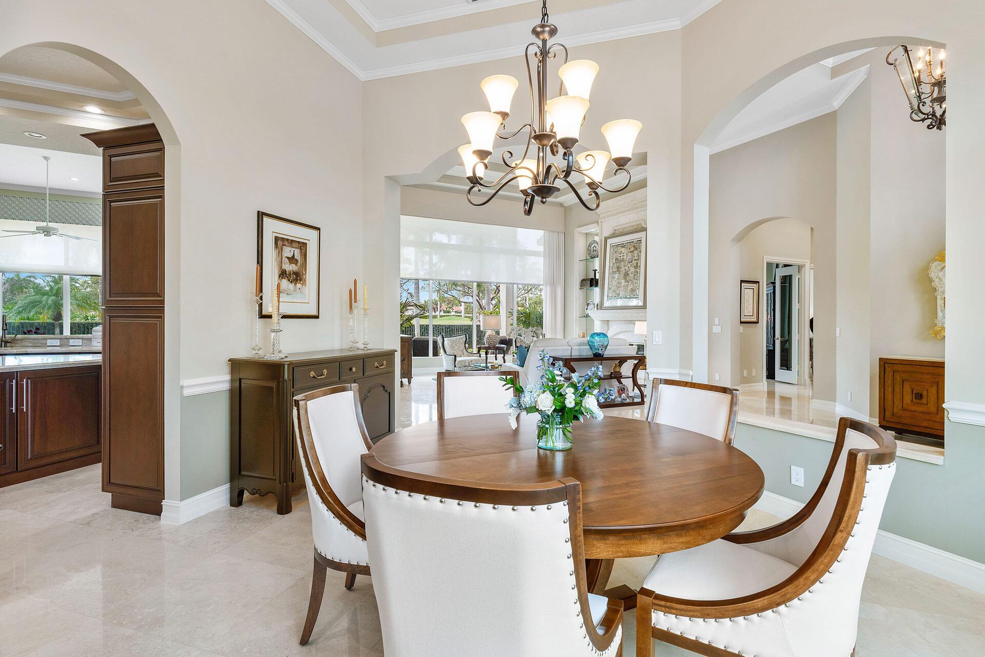 ROYAL PALM YACHT & COUNTR - Residential