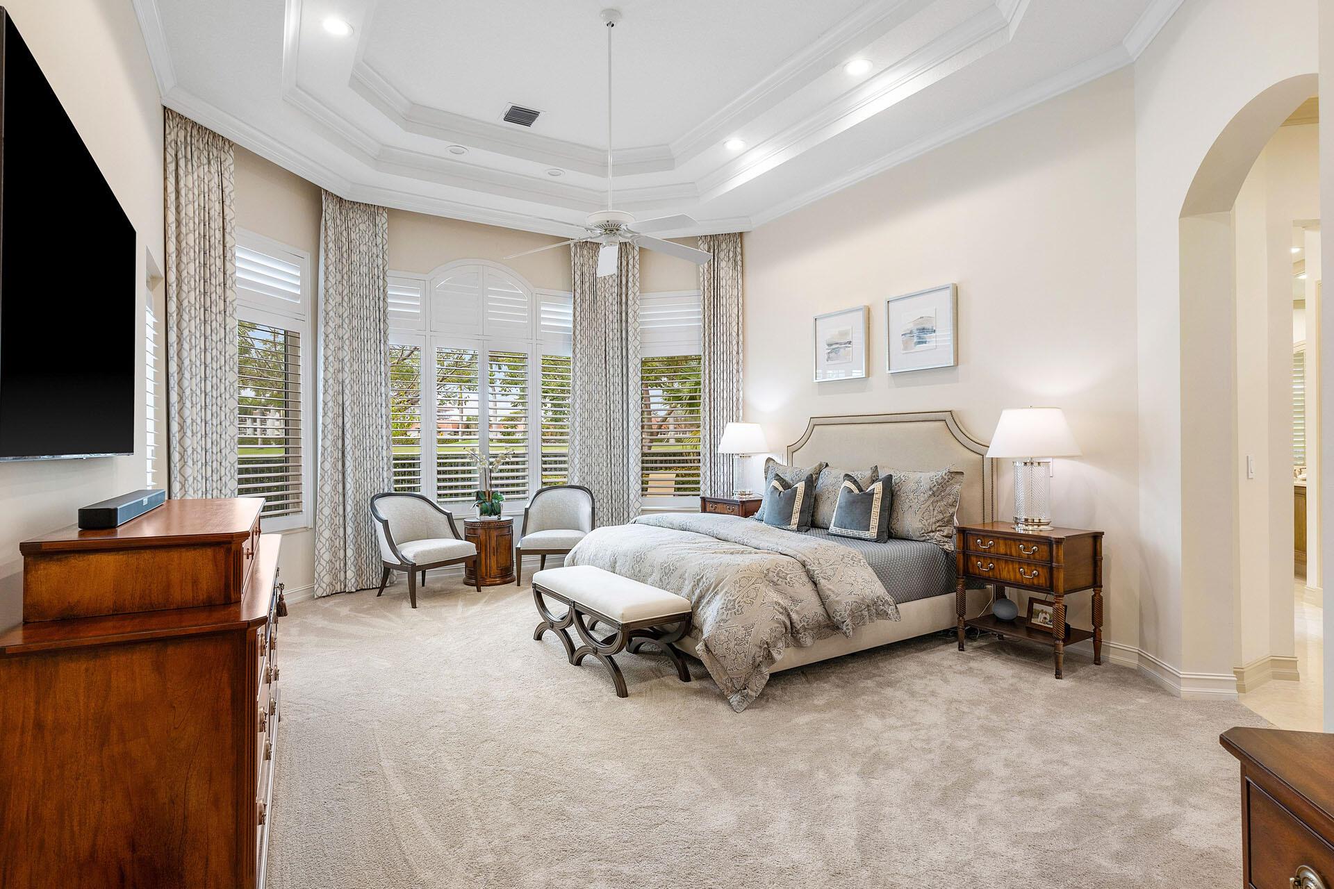 ROYAL PALM YACHT & COUNTR - Residential