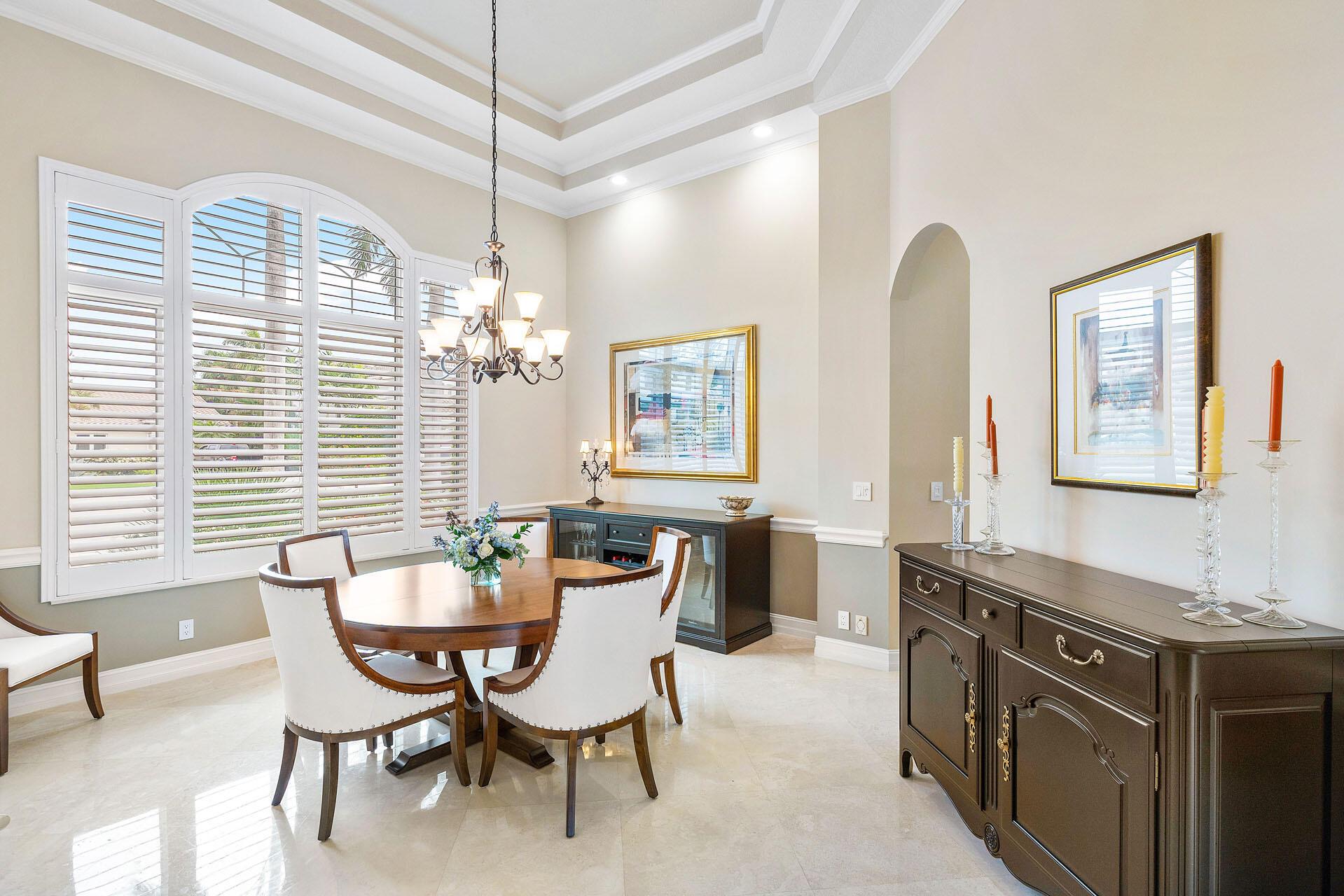 ROYAL PALM YACHT & COUNTR - Residential