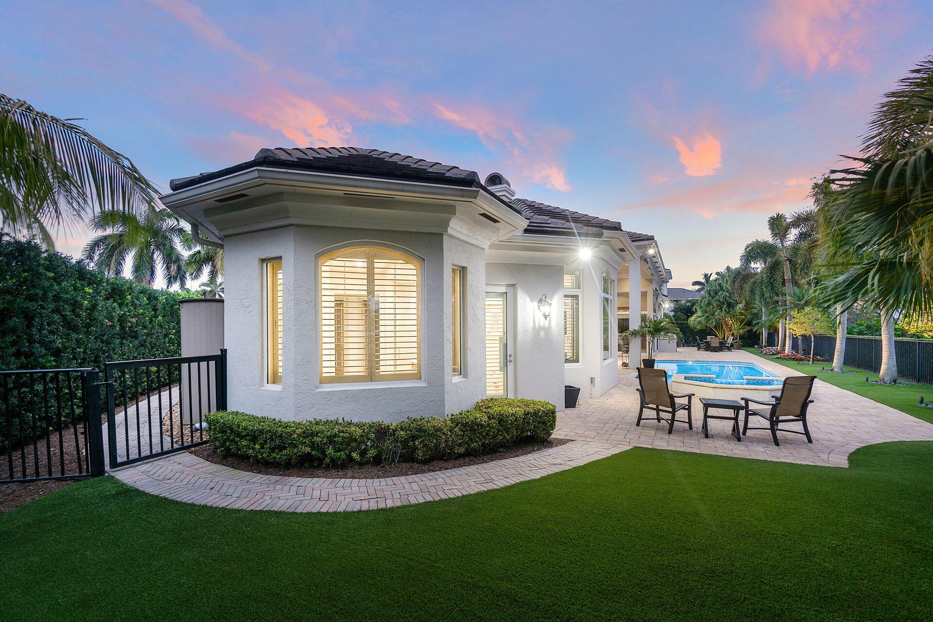 ROYAL PALM YACHT & COUNTR - Residential