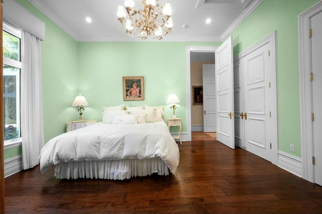 NORTH BEACH ESTATES - Residential