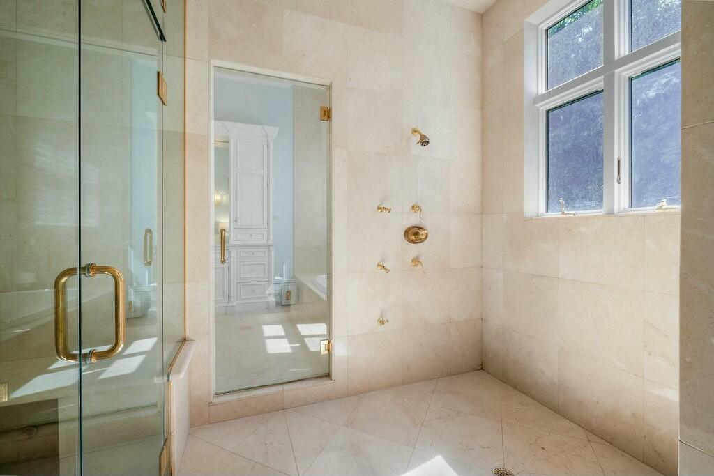 NORTH BEACH ESTATES - Residential