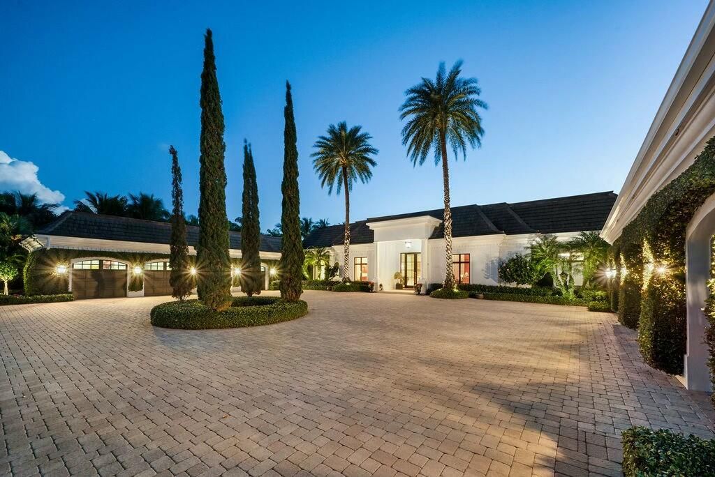 Photo of 100 Harbor Way, Jupiter Island, FL 33455 (MLS # R11077605)