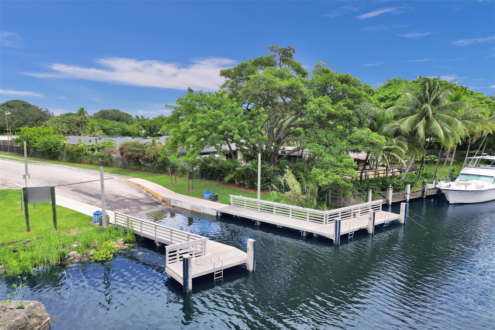 Lauderdale Isles - Residential Lease
