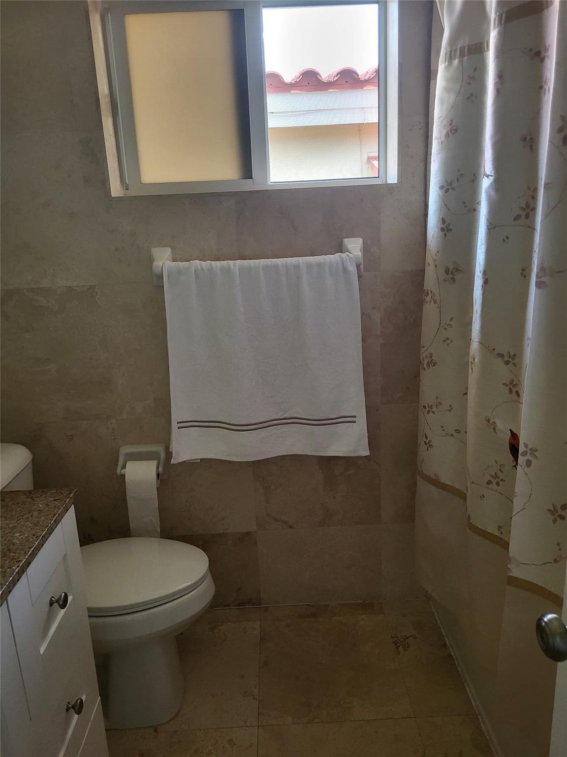 HOLLYOOD 1-21 - Residential