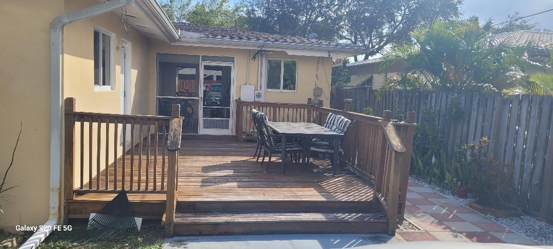 HOLLYOOD 1-21 - Residential