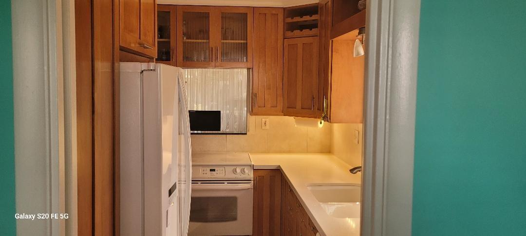 HOLLYOOD 1-21 - Residential