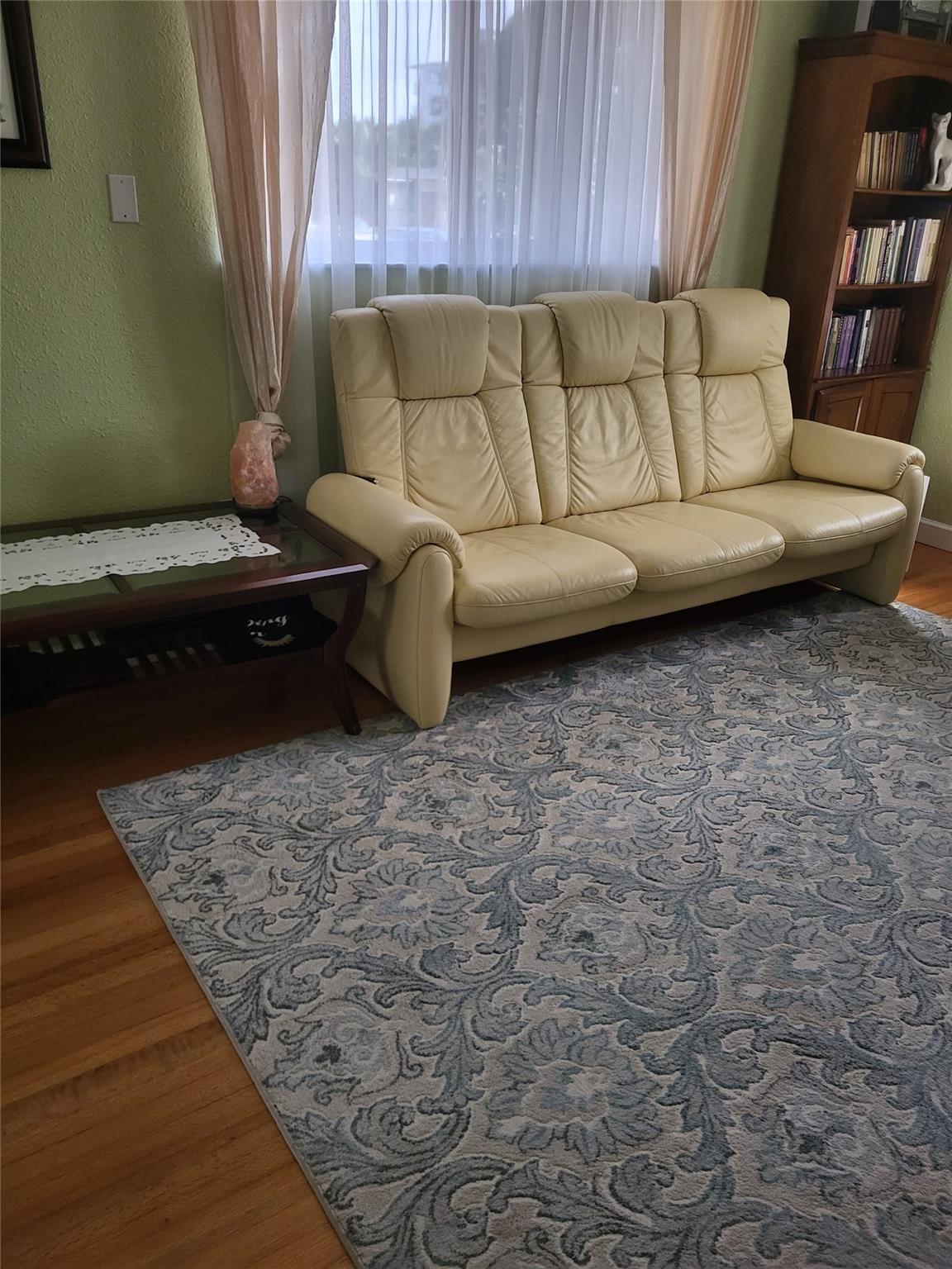 HOLLYOOD 1-21 - Residential